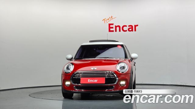 MINI Cooper 5Door HIGH 3rd 2015 — фото 3