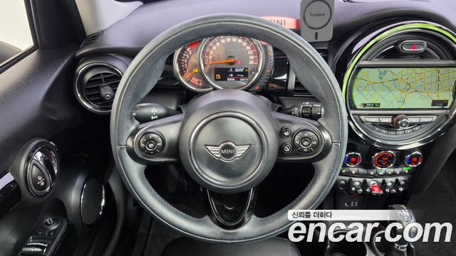 MINI Cooper 5Door HIGH 3rd 2015 — фото 13