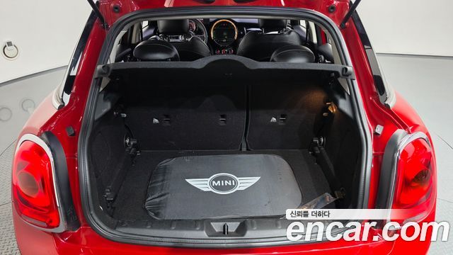 MINI Cooper 5Door HIGH 3rd 2015 — фото 20