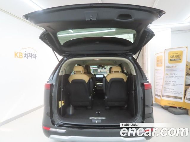 Kia Carnival (IV) Gasoline 9-Seater Prestige 2023 — фото 21