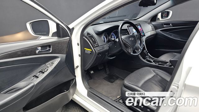 Hyundai Sonata The Brilliant CVVL Smart 2014 — фото 10