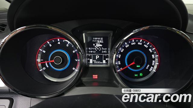 KG Mobility (SsangYong) Tivoli LX 2WD DLX 2015 — фото 8
