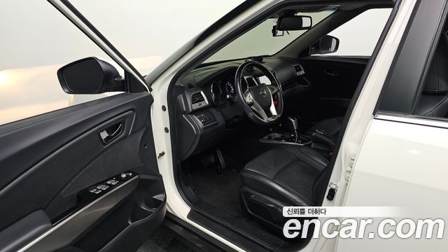 KG Mobility (SsangYong) Tivoli LX 2WD DLX 2015 — фото 10