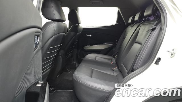 KG Mobility (SsangYong) Tivoli LX 2WD DLX 2015 — фото 11
