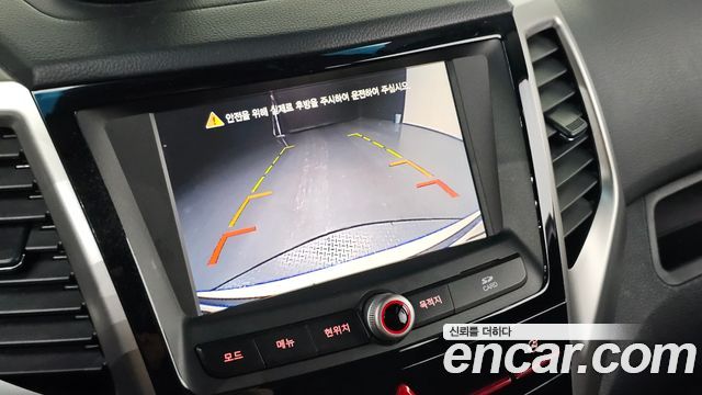 KG Mobility (SsangYong) Tivoli LX 2WD DLX 2015 — фото 16