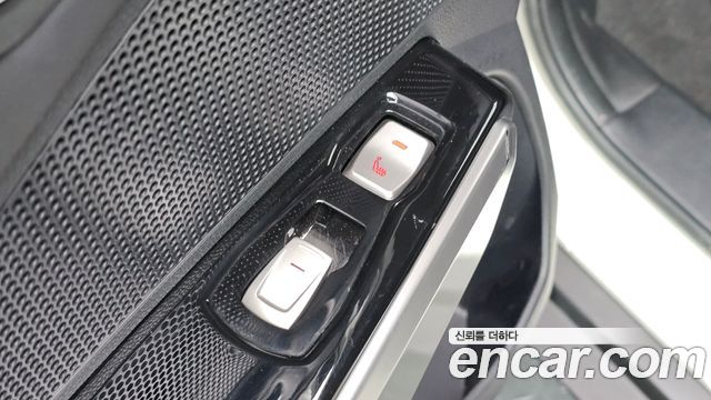 KG Mobility (SsangYong) Tivoli LX 2WD DLX 2015 — фото 19