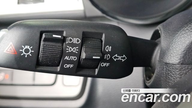 KG Mobility (SsangYong) Tivoli LX 2WD DLX 2015 — фото 27