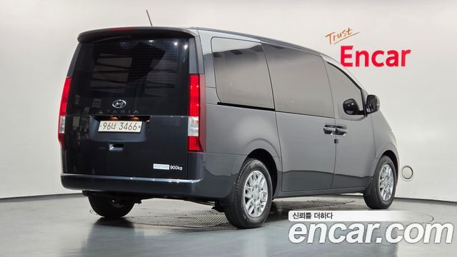 Hyundai Staria L3.5 Cargo 3-Seater Modern 2022 — фото 2