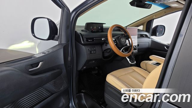 Hyundai Staria L3.5 Cargo 3-Seater Modern 2022 — фото 10