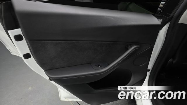 Tesla Model Y Standard Range RWD 2021 — фото 25