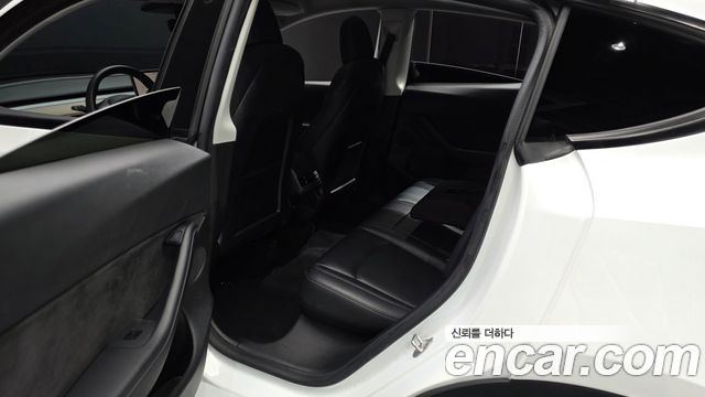 Tesla Model Y Standard Range RWD 2021 — фото 26