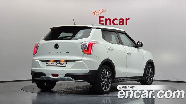 KG Mobility (SsangYong) Tivoli Diesel LX 2WD 2016 — фото 2