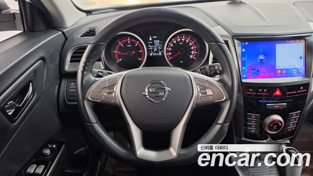 KG Mobility (SsangYong) Tivoli Diesel LX 2WD 2016 — фото 13