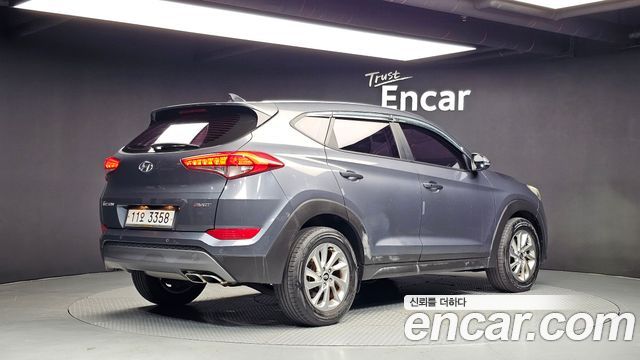Hyundai Tucson Diesel 2.0 2WD Modern 2016 — фото 2
