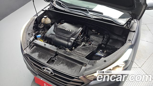 Hyundai Tucson Diesel 2.0 2WD Modern 2016 — фото 6