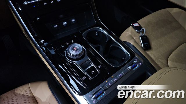 Kia Carnival (IV) Gasoline 9-Seater Noblesse 2023 — фото 9