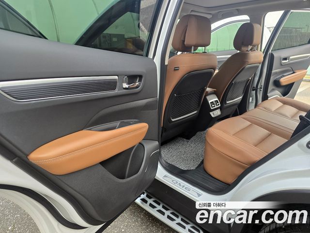 Renault Korea QM6 2.0 LPe RE Signature 2WD 2022 — фото 17