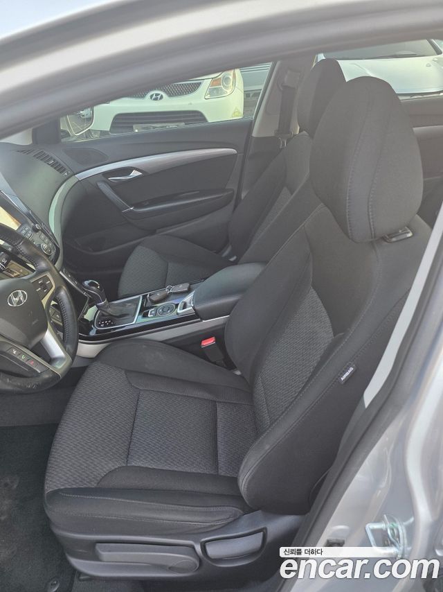 Hyundai i40 1.7 VGT Smart 2012 — фото 15