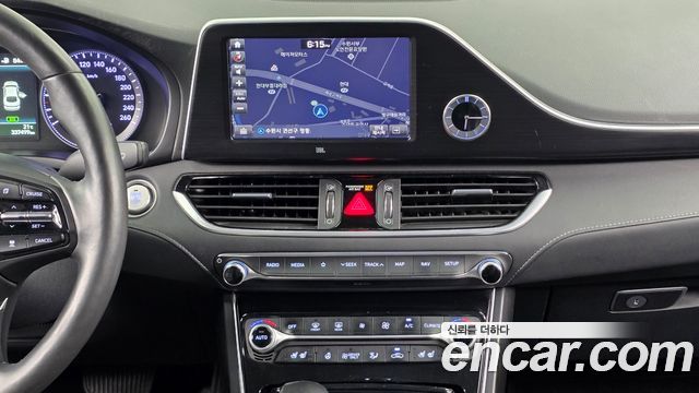 Hyundai Grandeur Hybrid (IG) Exclusive Special 2018 — фото 14
