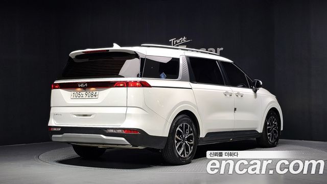 Kia Carnival (IV) Gasoline 9-Seater Prestige 2023 — фото 2
