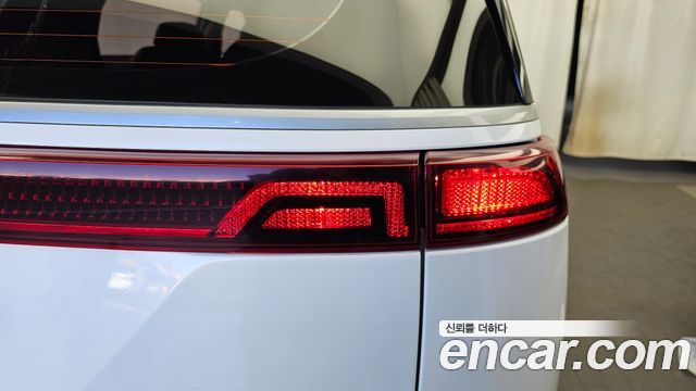 Kia Carnival (IV) Gasoline 9-Seater Prestige 2023 — фото 29
