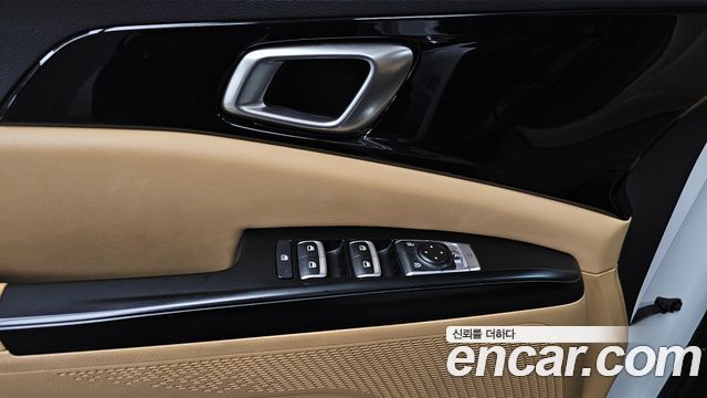 Kia Carnival (IV) Gasoline 9-Seater Prestige 2023 — фото 34