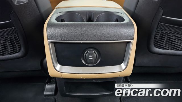 Kia Carnival (IV) Gasoline 9-Seater Prestige 2023 — фото 38