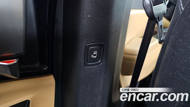 Kia Carnival (IV) Gasoline 9-Seater Prestige 2023 — фото 39