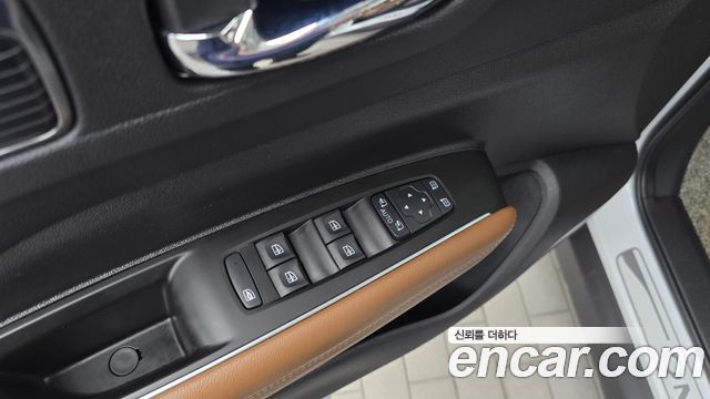 Renault Korea QM6 2.0 LPe RE Signature 2WD 2023 — фото 29