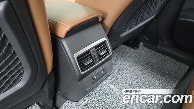 Renault Korea QM6 2.0 LPe RE Signature 2WD 2023 — фото 31