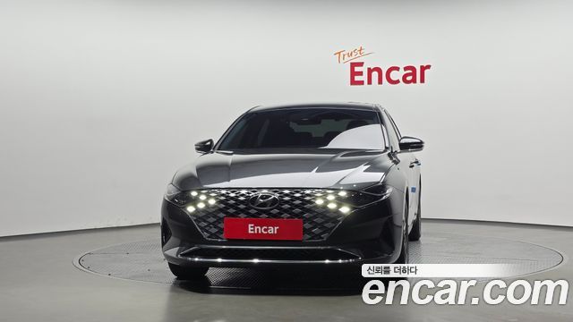 Hyundai Grandeur (IG) 3.0 LPi Rent Car Modern 2022 — фото 3
