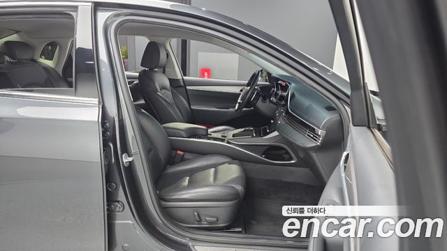 Hyundai Grandeur (IG) 3.0 LPi Rent Car Modern 2022 — фото 11