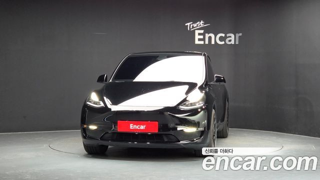 Tesla Model Y Long Range AWD 2022 — фото 3