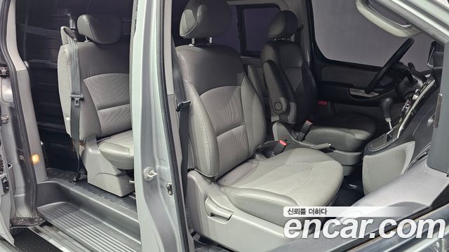 Hyundai Grand Starex 5-Seater VAN CVX Luxury 2012 — фото 11