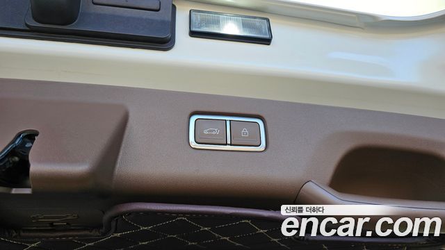Kia EV9 Long Range 4WD Earth 2024 — фото 32