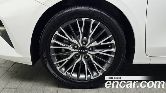 Kia K3 (II) 1.6 Prestige 2024 — фото 5