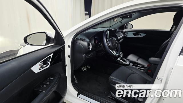 Kia K3 (II) 1.6 Prestige 2024 — фото 10