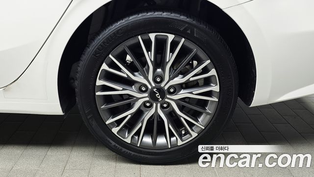 Kia K3 (II) 1.6 Prestige 2024 — фото 21