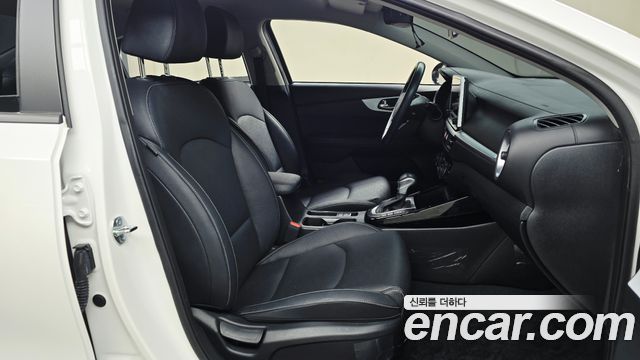 Kia K3 (II) 1.6 Prestige 2024 — фото 26