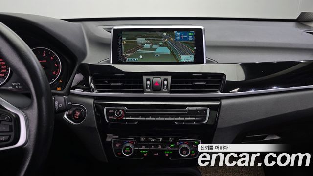 BMW X1 (F48) xDrive 18d 2017 — фото 14