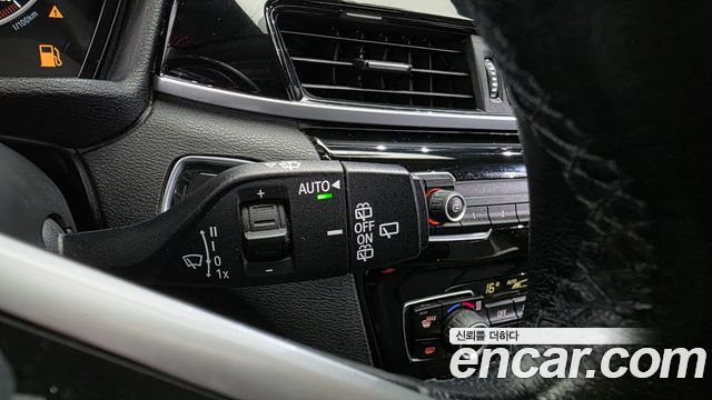 BMW X1 (F48) xDrive 18d 2017 — фото 18