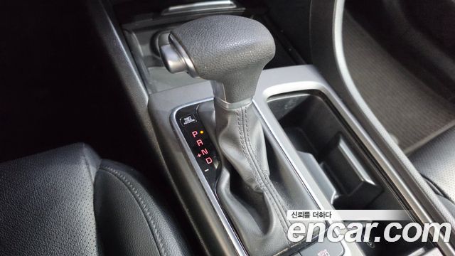 Kia K5 (II) LPI MX Prestige 2017 — фото 9