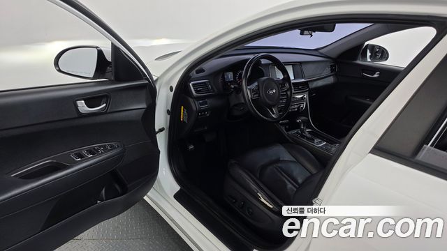 Kia K5 (II) LPI MX Prestige 2017 — фото 10