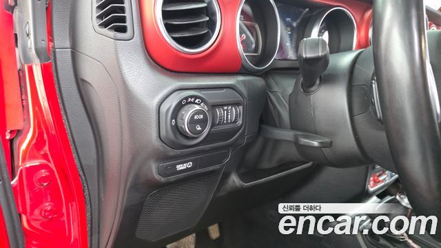 Jeep Gladiator (JT) 3.6 Rubicon 2021 — фото 18