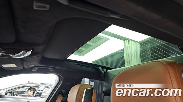 BMW 7 Series (G70) 740i sDrive M Sport 2023 — фото 19