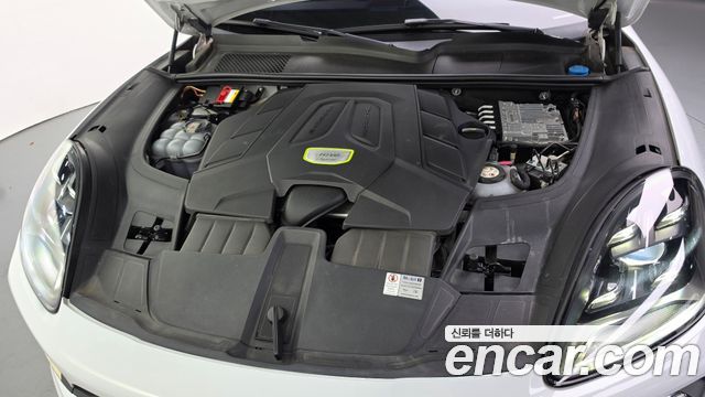 Porsche Cayenne (PO536) 3.0 E-Hybrid 2020 — фото 6