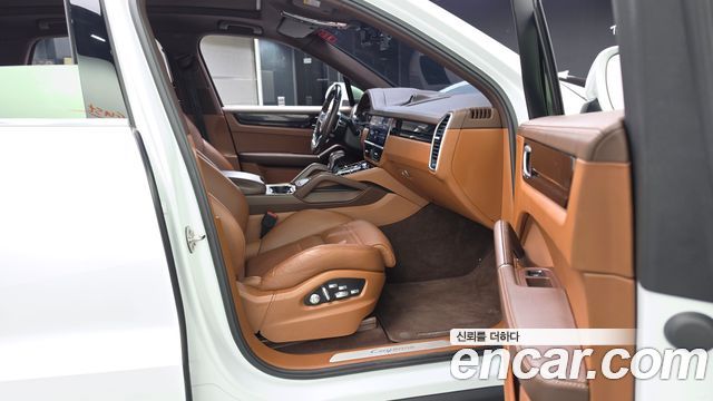 Porsche Cayenne (PO536) 3.0 E-Hybrid 2020 — фото 11