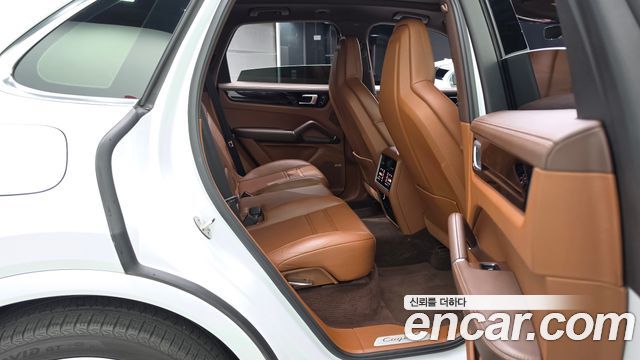 Porsche Cayenne (PO536) 3.0 E-Hybrid 2020 — фото 12