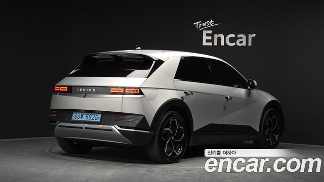 Hyundai Ioniq 5 Long range Exclusive 2022 — фото 2