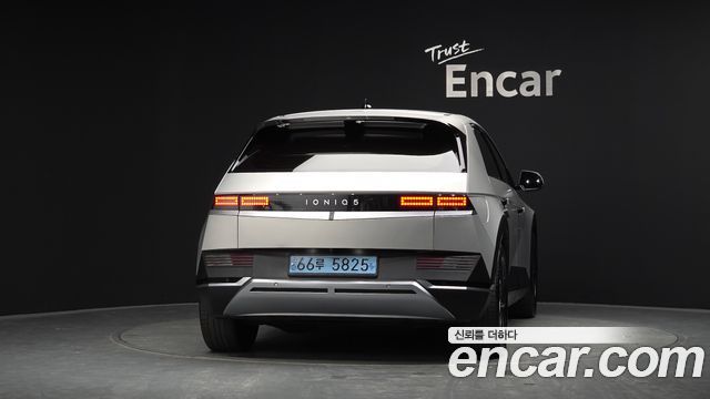 Hyundai Ioniq 5 Long range Exclusive 2022 — фото 4